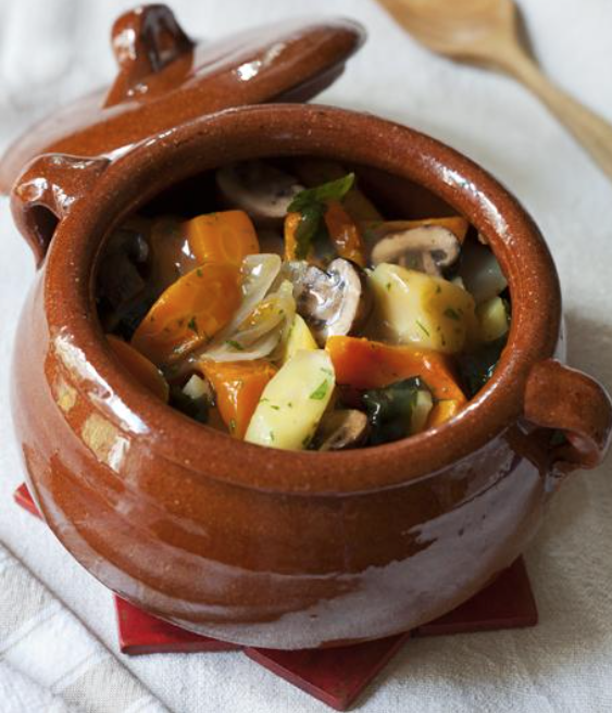 Estofado de verduras con seitán y setas